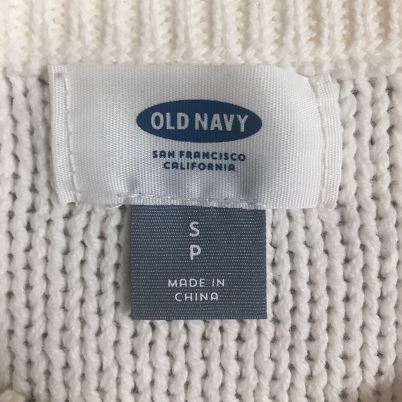 Old Navy Cable Knit Sweater - Picture 3 of 4